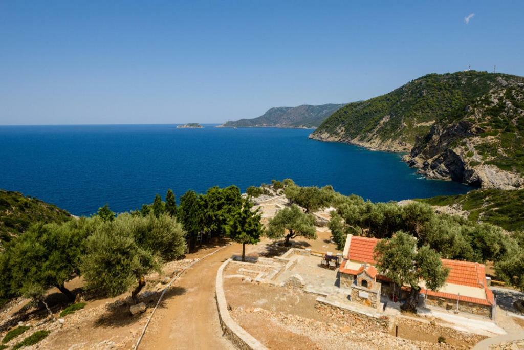 Casa Milos Stone Chalets Alonnisos Town ภายนอก รูปภาพ